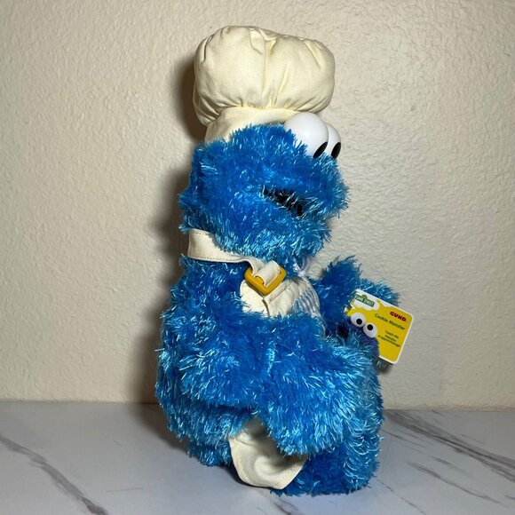Sesame Street Gund  Teach Me Cookie Monster Chef Stuffed Toy - 15" - Picture 2 of 9